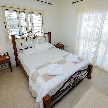 Pernera Holiday Villa 015 プロタラス エクステリア 写真