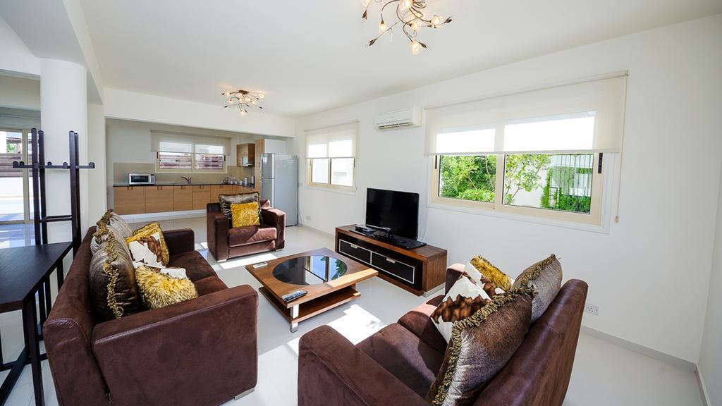 Pernera Holiday Villa 015 プロタラス 部屋 写真