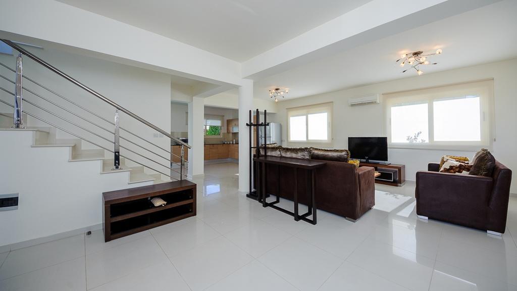 Pernera Holiday Villa 015 プロタラス 部屋 写真