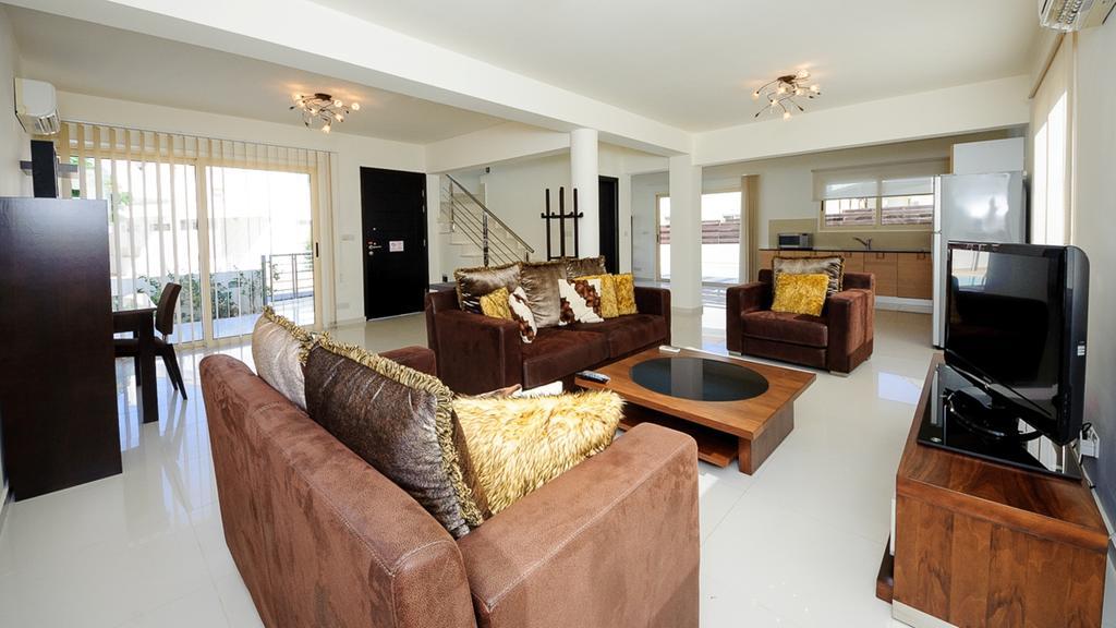 Pernera Holiday Villa 015 プロタラス 部屋 写真